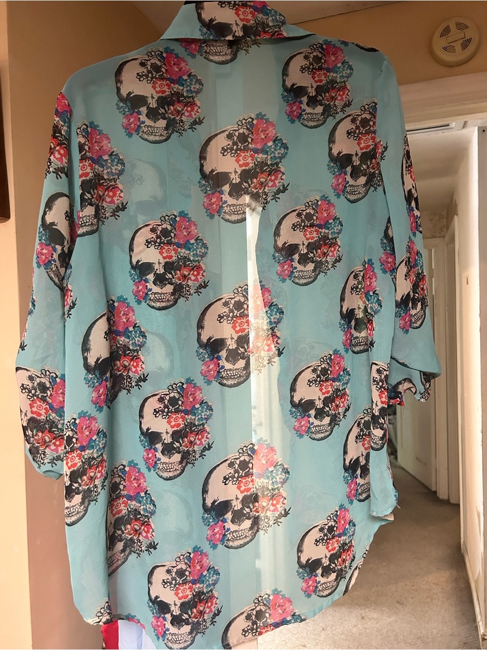 Dots Turquoise Floral Skull Print Top - Picture 4 of 6
